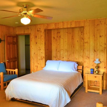 살몬 Twin Peaks Guest Ranch 빌라 외부 사진