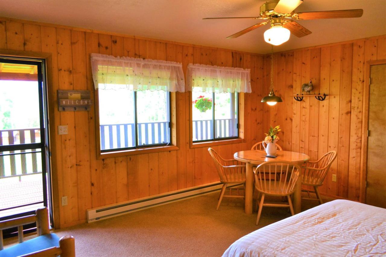 살몬 Twin Peaks Guest Ranch 빌라 외부 사진