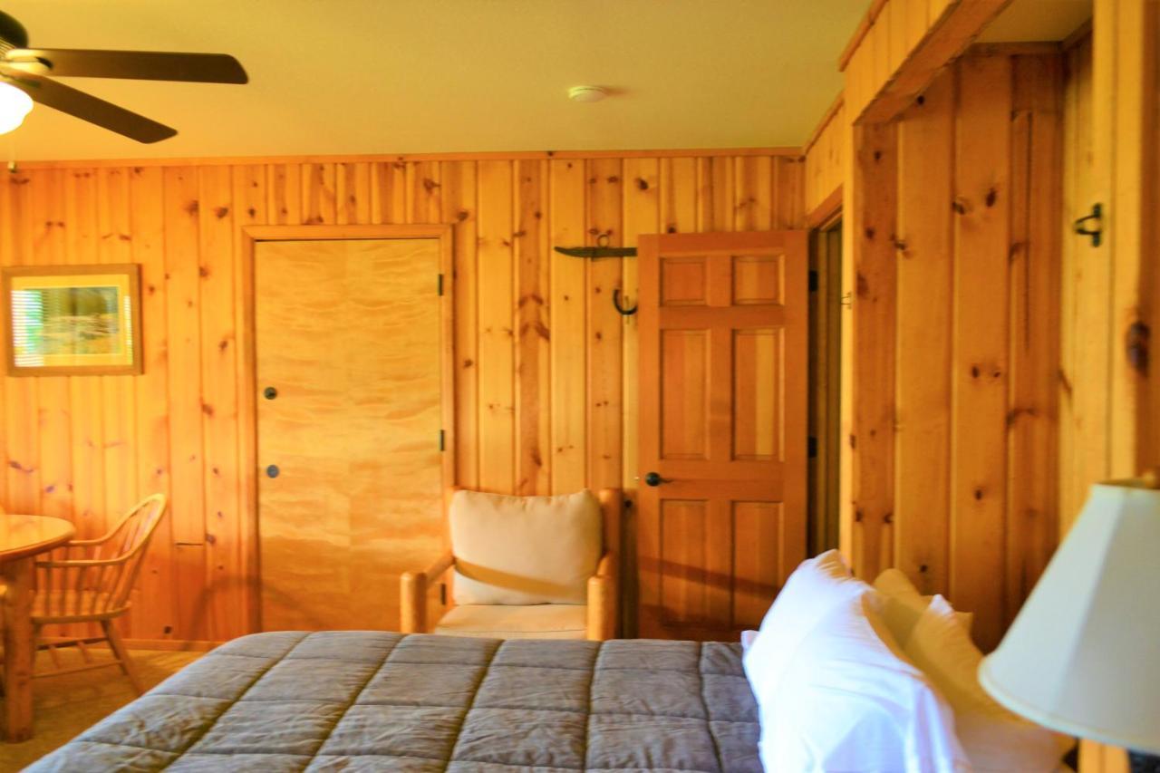 살몬 Twin Peaks Guest Ranch 빌라 외부 사진